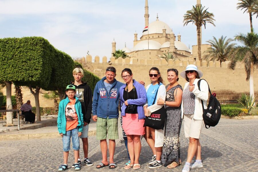 Cairo: Private Giza Pyramids, Sphinx, Saqqara & Memphis Tour - Private Egyptologist tour, how the guide actually shapes the day