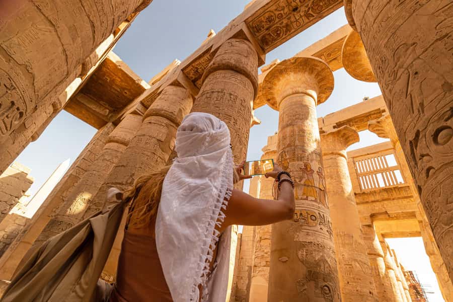 Cairo: Private Luxor Day Tour with Entrance fees by Flights - Hatshepsut’s temple and the West Bank setting