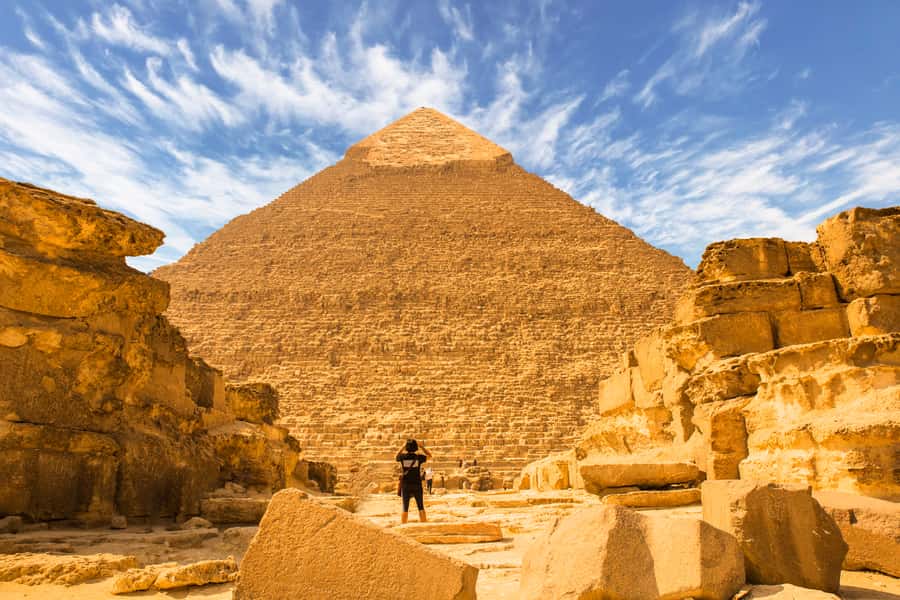 Cairo: Pyramids and Sphinx Tour with River Nile Felucca Ride - Language, guide style, and why the best ones matter
