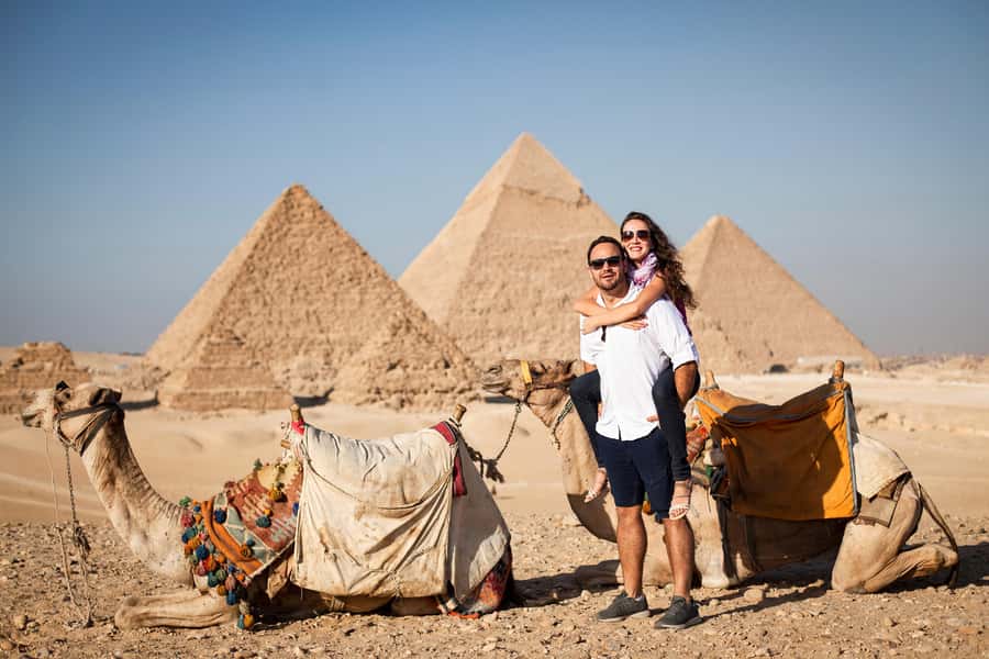 Cairo: Pyramids, Bazaar, Citadel Tour with Photographer - Saladin Citadel: UNESCO views and the medieval Cairo you can actually walk