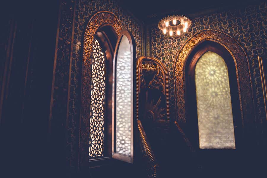 Cairo: Pyramids, Bazaar, Citadel Tour with Photographer - Khan el-Khalili Bazaar: souvenirs, alley wandering, and how to shop smarter