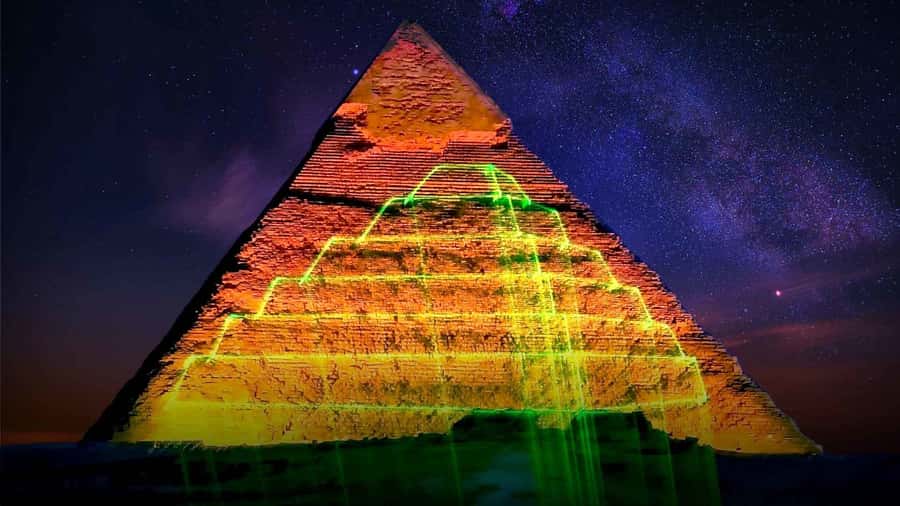 Cairo: Pyramids of Giza Sound & Light Show with City Tour - Dinner at a local restaurant: good, but check your expectations