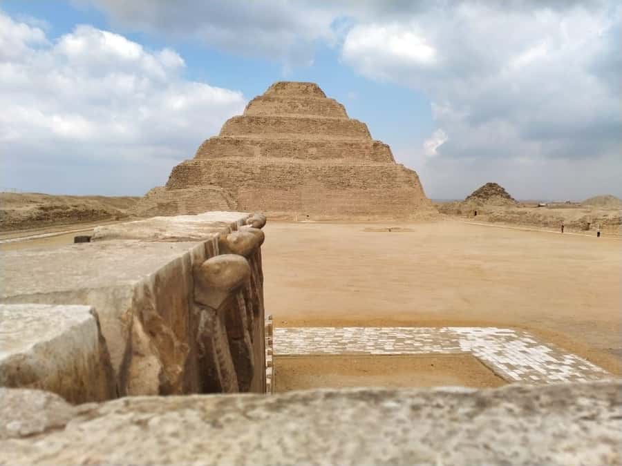 Cairo: Sakkara, Memphis & Dahshur Pyramids Trip - Dahshur Bent and Red Pyramids: Older, Bolder, and Worth the Detour
