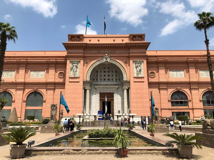 Cairo Tour To Egyptian Museum, Citadel & Khan Khalili Bazaar - Lunch and Staying Comfortable Through Three Stops