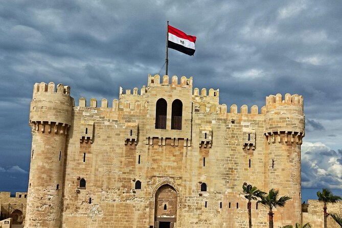 Cheap Private tour to Giza Pyramids and Sakkara and memphis - Guide and Driver Quality: Why Names Matter