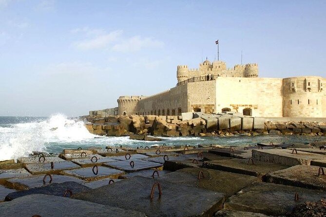 Cleopatra’s & Alexander The Great’s Alexandria Sites – Day Trip From Cairo - Kom el Shoqafa Catacombs: 35 Meters Down, Three Levels Up Close