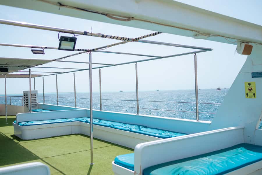 Conquest 2 Hour Semi Submarine with snorkeling from Hurghada - Best For Families, Older Swimmers, and First-Time Snorkelers