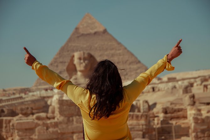 Day Tour to Giza Pyramids Memphis City Dahshur and Saqqara Pyramids - Lunch at a local restaurant, with drinks extra