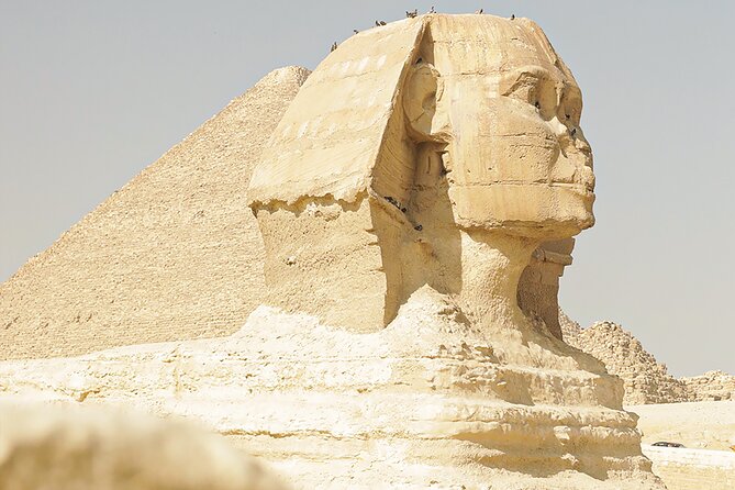 Day Tour To Giza Pyramids With Camel Ride And Egyptian Museum In Cairo - Great Sphinx and the Valley Temple: seeing the site with context