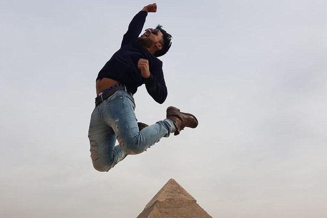 Day Tour To Pyramids of Giza and Egyptian Museum - Hotel pickup to Giza, an easier start than you expect