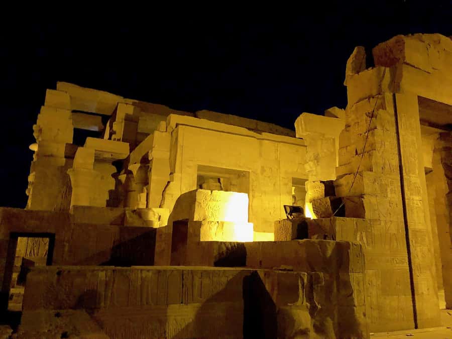 Day Tour visit Edfu Kom Ombo temples from Luxor - What the $90 per person really buys you