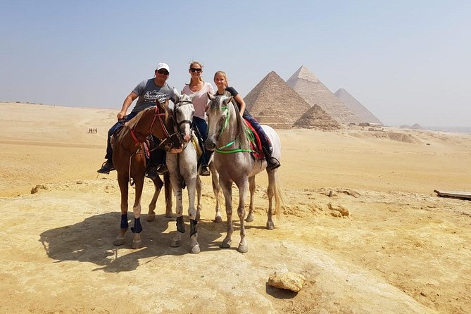 Day tour with Guide to Giza Pyramids, Sakkara, Dahshur and Memphis - The value of a private Giza to Memphis route
