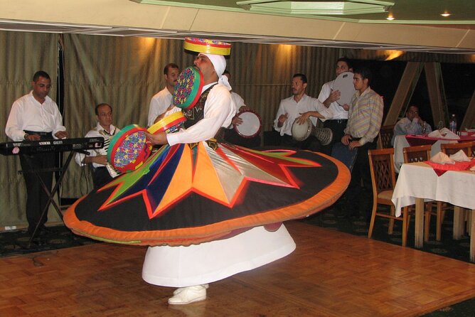 Dinner Cruise On the Nile with Belly Dancing Show - The entertainment: band, tanoura, and belly dance that can vary