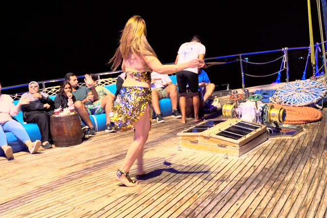 Dinner Cruise with Oriental Show & Seafood Buffet from Sharm El Sheikh - Cruise Time: How the Red Sea and Sinai Part Feels
