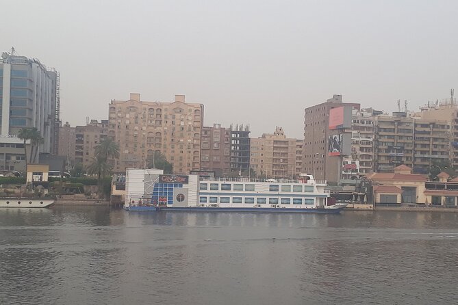 Dinner Nile cruse in Cairo at Night - Hotel pickup from downtown and the Pyramids area