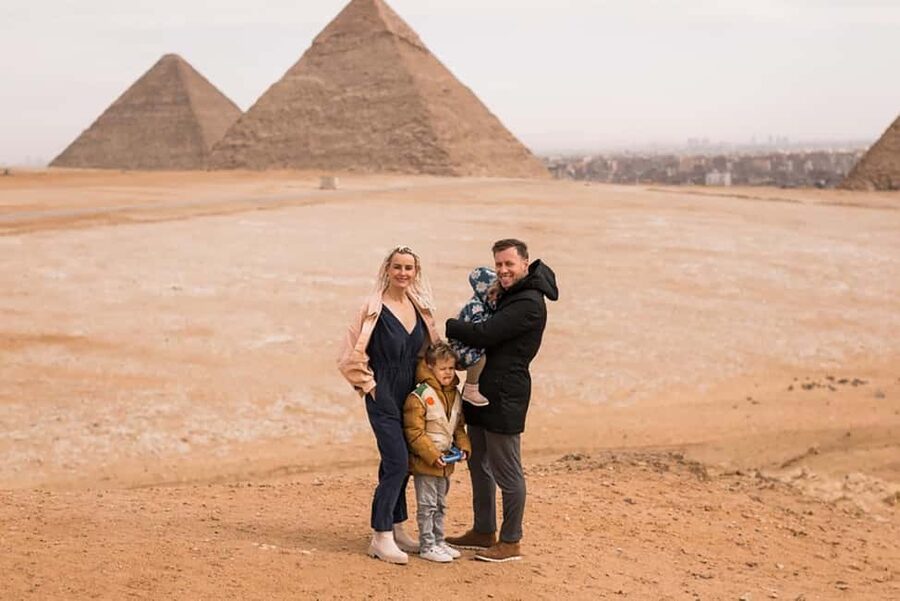 Discover Cairo: Pyramids, Museum & Sphinx Tour from Hurghada - The Egyptian Museum: how you get meaning, not just photos