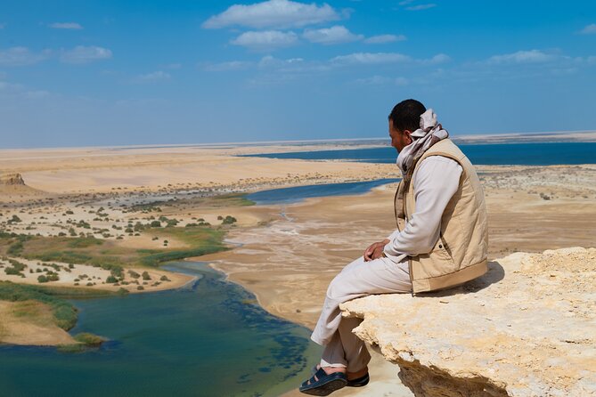 Fayoum Oasis Adventure 4WD Desert Safari with Traditional Lunch - Mudawara Mountain on the Return, Then Back to Camp