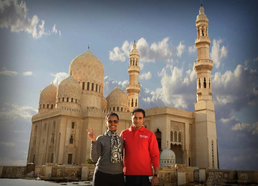 From Alexandria Port: Alexandria Day Tour - Kom el Shoqafa catacombs: underground history in one unforgettable stop