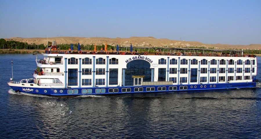 From Aswan:4 Days Nile Cruise Luxor Abu Simbel & Air Balloon - 4 Days Aswan to Luxor: Why This Route Works