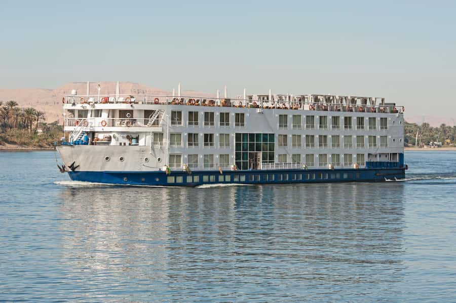 From Aswan: 5-Day Nile Cruise to Luxor with Hot Air Balloon - Day 4 Luxor at sunrise level: hot air balloon, then Karnak and Luxor Temple