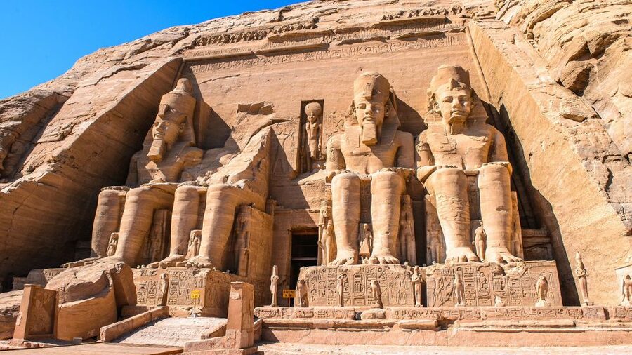 From Aswan: Abu Simbel Day Tour with Private Guide and Car - Temple arrival: what your guide does before you go in