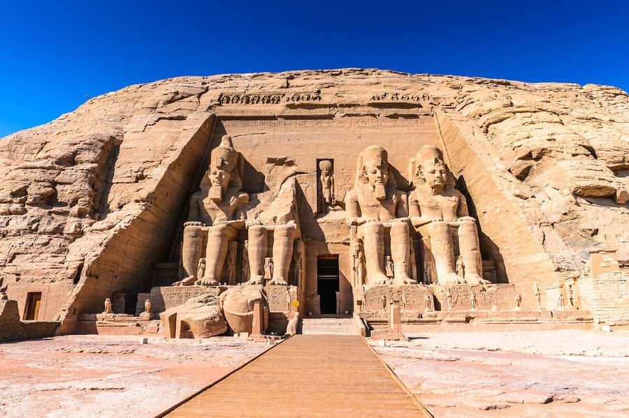 From Aswan: Abu Simbel Ramses and Nefertari Temples Day Trip - Abu Simbel temple time: what 3 hours feels like