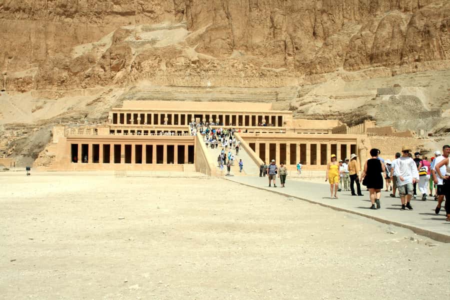 From Cairo: 4-Day Nile Cruise from Aswan to Luxor with Meals - The boat experience: 5-star on paper, check your cabin on arrival
