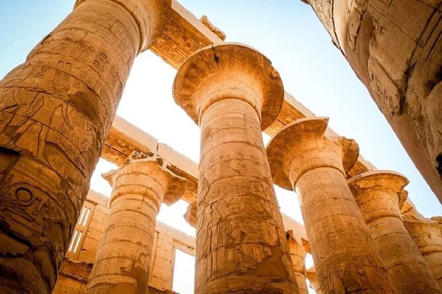 From Cairo: 5-Day Egypt Highlights Private Tour with Flights - Day 3: Edfu by Horse-Drawn Carriage, then Kom Ombo