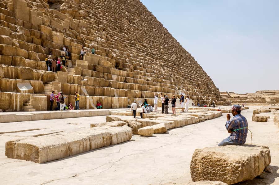From Cairo/Giza: Pyramids, Memphis, and Sakkara Day Tour - Pacing tips, comfort, and safety for a long day