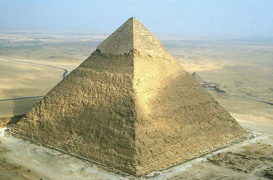 From Cairo or Giza: Giza Pyramids and Sphinx Private Tour - Your guided route: Khufu, Khafre, and Menkaure in one sweep