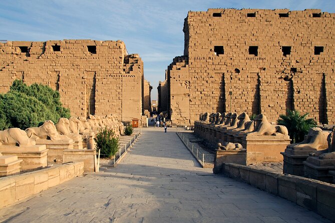 From Cairo Private Luxor Full-Day Tour with Guide and Flights - Morning Pick-Up and the Flight to Luxor: The Day Starts at 6:00 AM