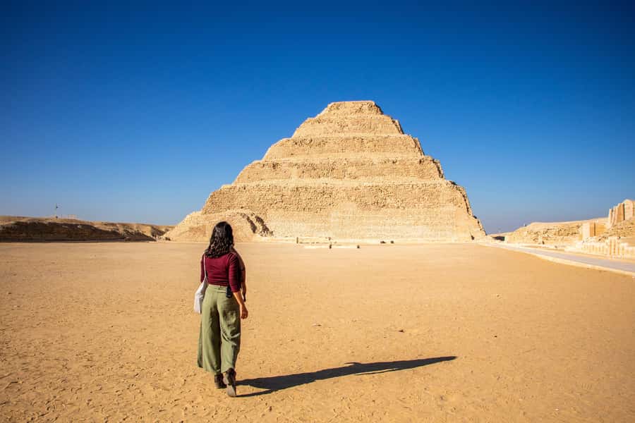 From Cairo: Pyramids of Giza, Sphinx, Saqqara & Memphis Tour - Memphis ruins and Ramesses II: seeing an old capital in fragments