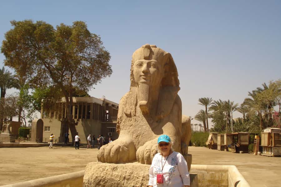 From Hurghada: 2-Day Trip to Cairo by Plane - The Giza Pyramids and Sphinx: how to get more than a photo