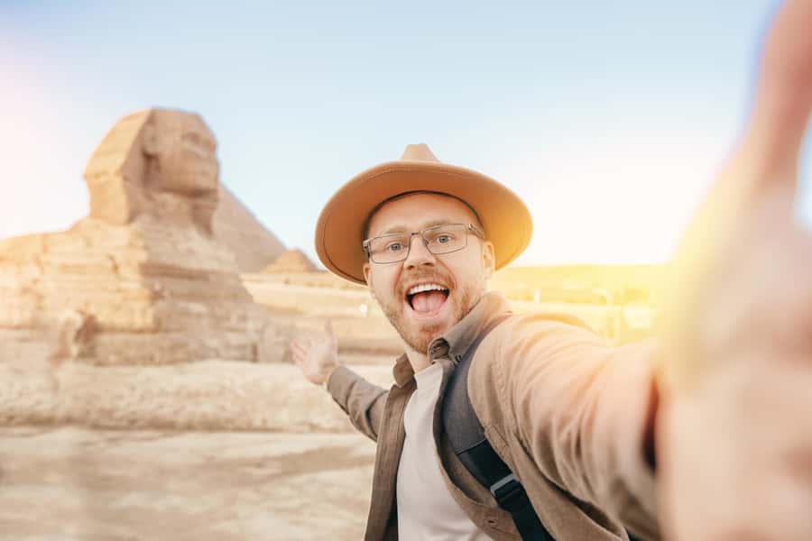 From Hurghada: Cairo Private Day Tour with Flights & Lunch - Khan El Khalili Bazaar: shopping time that still feels structured
