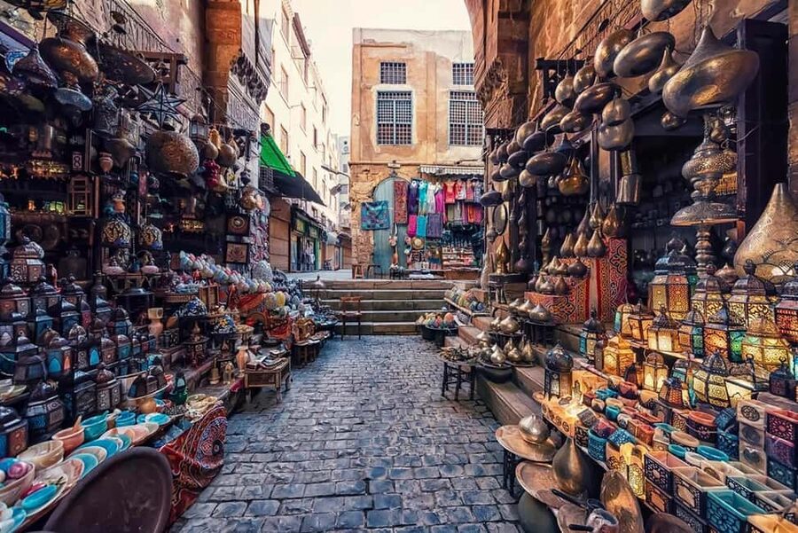 From Hurghada: Full-Day Trip to Cairo by Plane - Khan El Khalili bazaar time: shopping without losing the plot