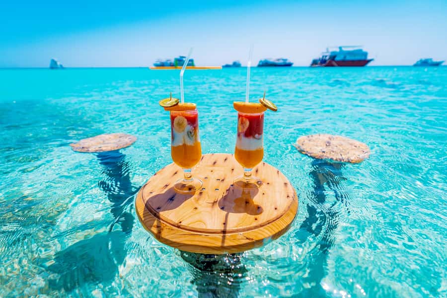 From Hurghada: Paradise Island Snorkeling Cruise with Lunch - Yacht vs speedboat: pick your vibe, not just your price