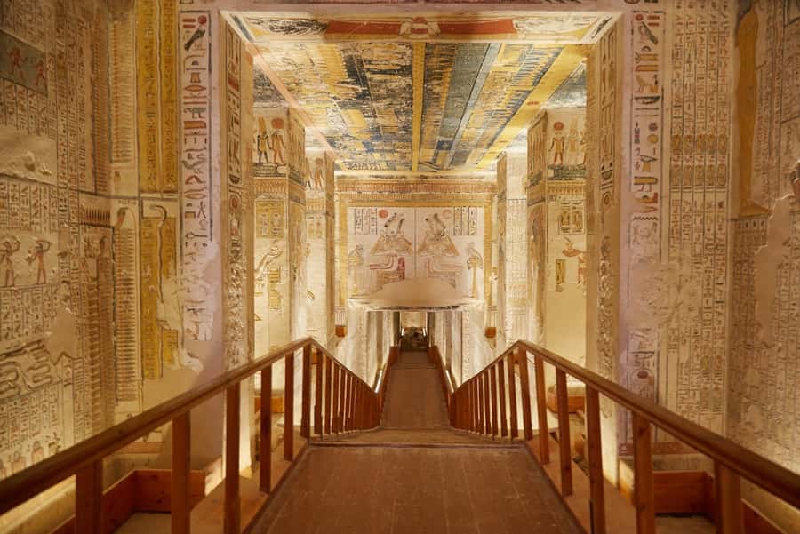 From Luxor: 3-Day Nile Cruise to Aswan with Private Guide - Day 3: Abu Simbel at dawn, then back to Aswan by mid-afternoon