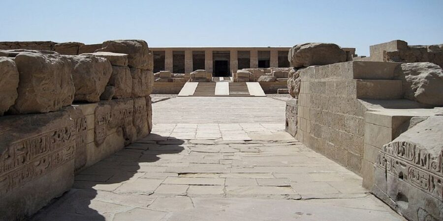 From Luxor: Day Trip to Dendera & Abydos Temples with Guide - Lunch and Dinner: Included, but Quality Depends on Execution