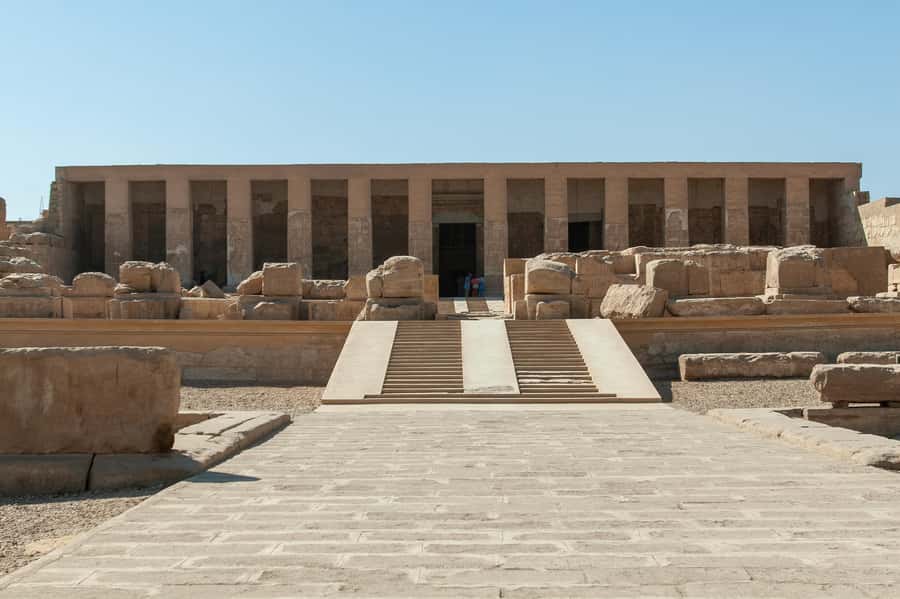 From Luxor: Day Trip to Dendera & Abydos Temples with Guide - Guides and Language: When Egyptologist Guidance Clicks, Everything Feels Clearer