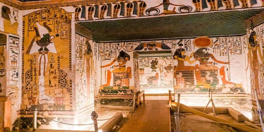 From Luxor: West Bank Tour with Valley of Queens & Lunch - Private Guide Quality: When It Turns Into More Than Sightseeing