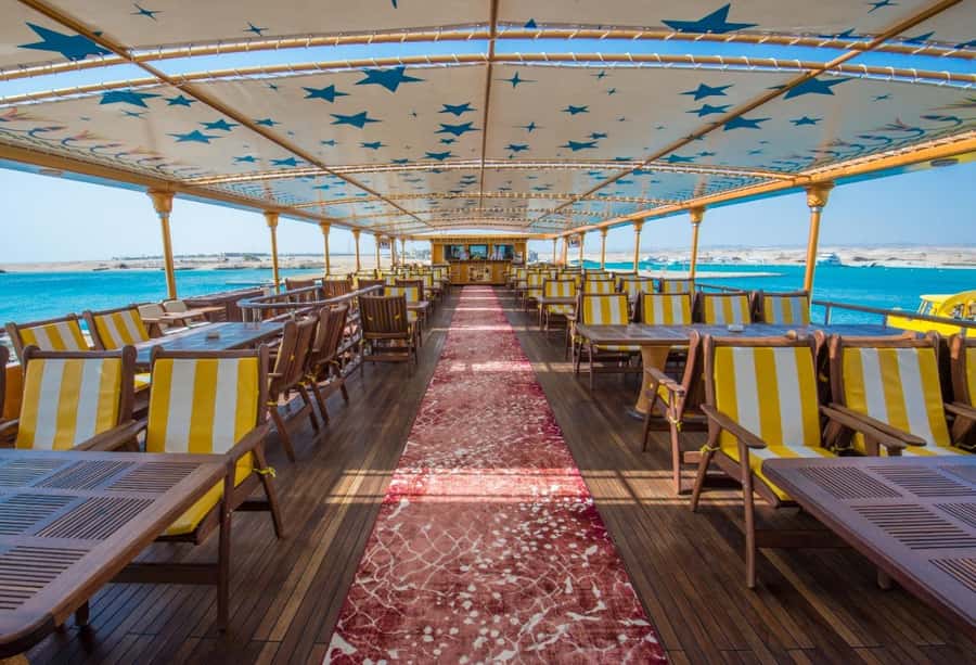 From Makadi: Nefertari Sunset or Morning Cruise With pickup - Nefertari-Style Cruise in Makadi Bay: What Makes It Worth Your Half Day