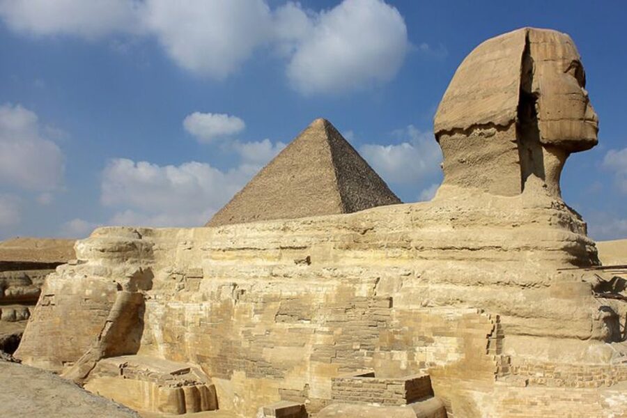 From Sharm El-Sheikh: Cairo's Pyramids: Full-Day By Flight - Khan El Khalili Bazaar: oil products, scarves, and street Cairo