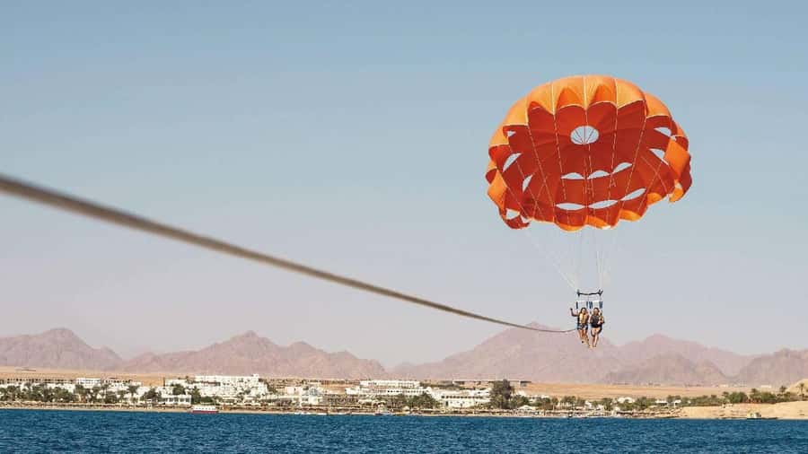 From Sharm El-Sheikh: Sharm El-Maya Parasailing Adventure - 4 Minutes Above the Water, What the Parasailing Feels Like