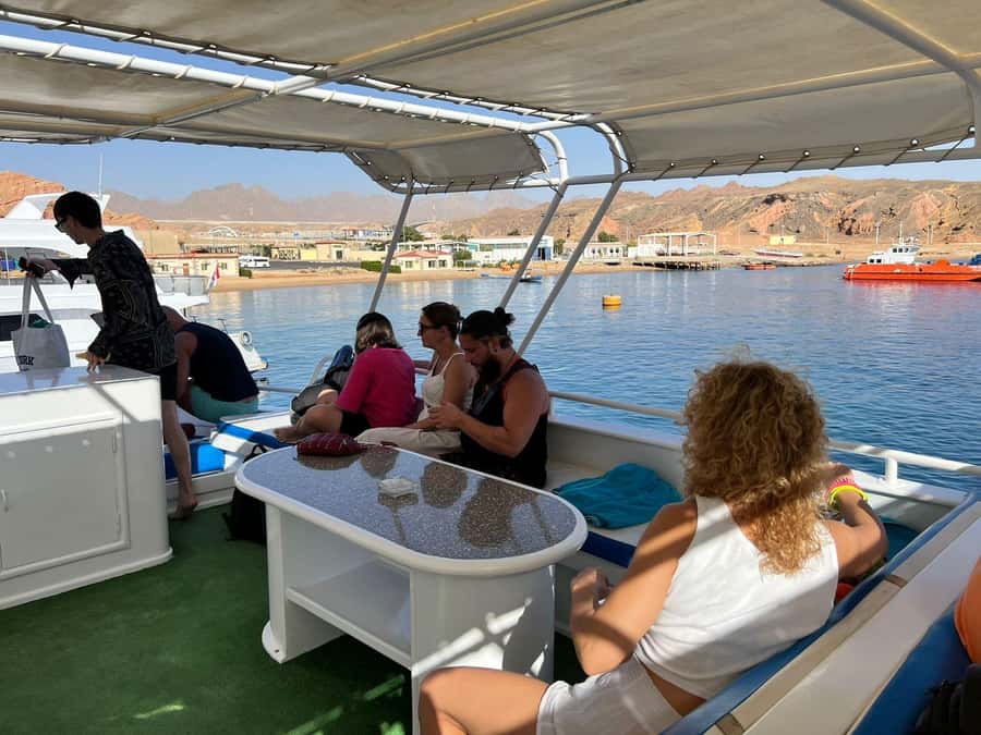 From Sharm: Ras Mohammed Cruise with Island Visit and Lunch - Snorkeling in Ras Mohamed: what you’ll actually do in the water
