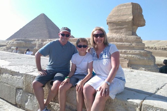 Full Day Private Tour Giza Pyramids Sphinx, Camel Ride, Egyptian Museum & Bazaar - Giza Pyramids and Sphinx: what you really cover in the 2 hours