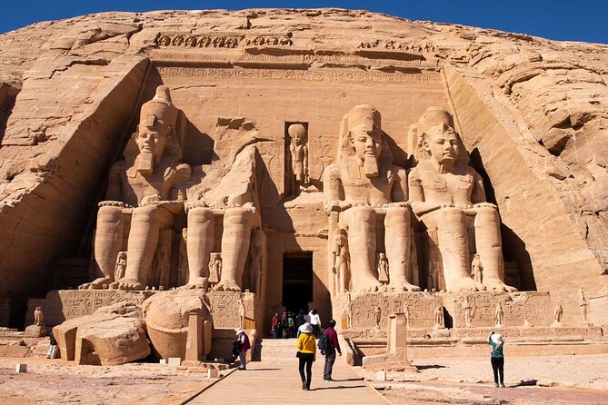 Full Day tour to Abu simbel temples from aswan - Abu Simbel on Lake Nasser: what you’re actually going to see