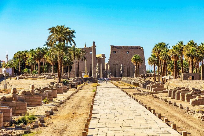 Full Day Tour to East and West Banks of Luxor - Colossi of Memnon: Fast Stop, Big Symbol