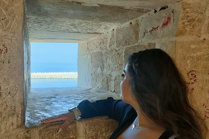 Full day tour to Giza pyramids, Sphinx, Memphis and Saqqara - Memphis: Ramses II and the alabaster Sphinx in an ancient capital