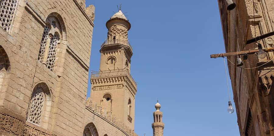 Giza: Egyptian Museum & Optional Khan el-Khalili Tour - Shared vs private vs VIP: choosing the right pace and support