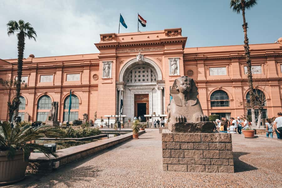 Giza: Egyptian Museum & Optional Khan el-Khalili Tour - How the add-on choices change your whole day